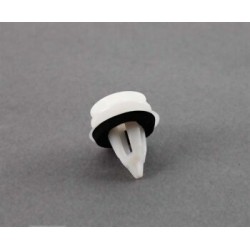 Clip embellecedor BMW 51418224768 Clip embellecedor BMW 51418224768